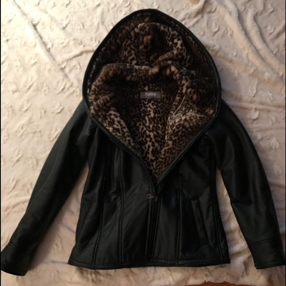 NWOT Wilson’s Black Leather & Leopard Coat